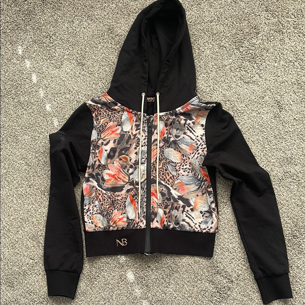 NoireBlanc Floral & Leopard Print Black Zip Hoodie Jacket- Size S- Never worn